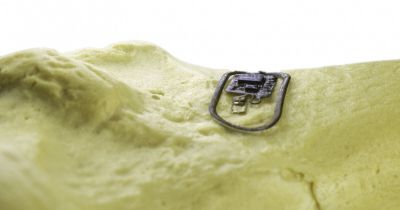 Kemiklere yerleştirilebilen kablosuz cihaz geliştirildi