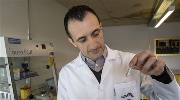 FBI'ın Yaptığı ve Saatler Süren Testi Türk Genetik Bilimci Doç.Dr. Hüseyin ONAY Dakikalara İndirgedi.