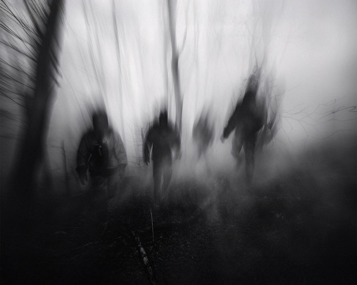 Karanlıkta Neden ‘Bir Şeyler Görürüz’?